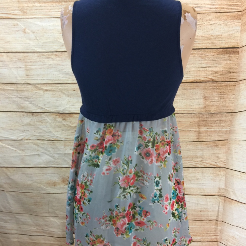 Rue21 Navy Floral Blouse S Sleeveless - Picture 4 of 6